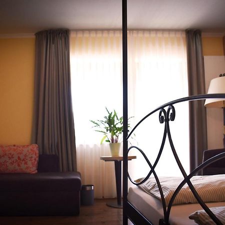 Landhotel Zur Post Bad Konig Luaran gambar