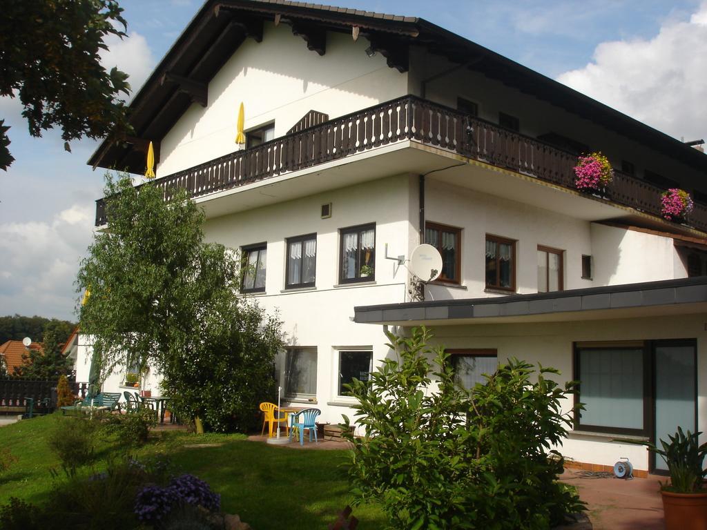 Landhotel Zur Post Bad Konig Bilik gambar
