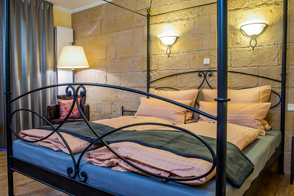 Landhotel Zur Post Bad Konig Bilik gambar